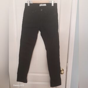 UH Men's Black Jeans